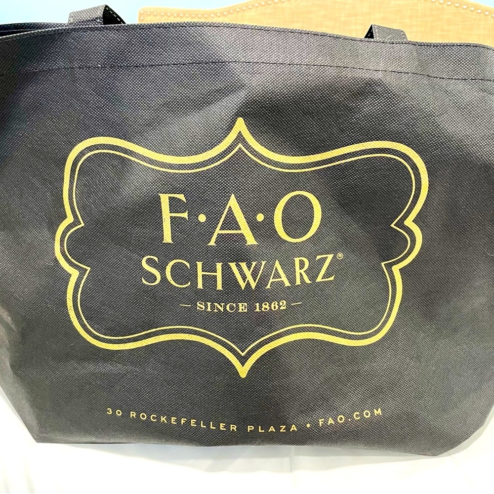 FAO SCHWARZ NYC ROCKEFELLER CENTER STORE reusable fabric shopping bag